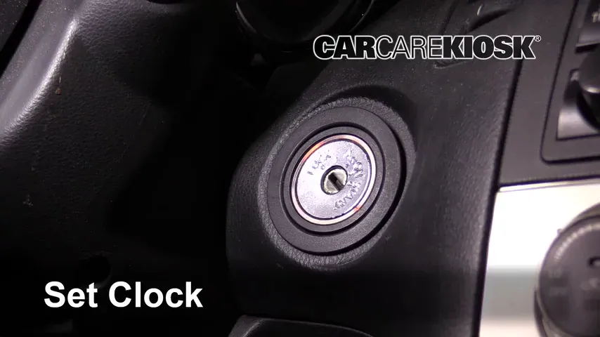 2005 Nissan Altima S 2.5L 4 Cyl. Reloj Fijar hora de reloj